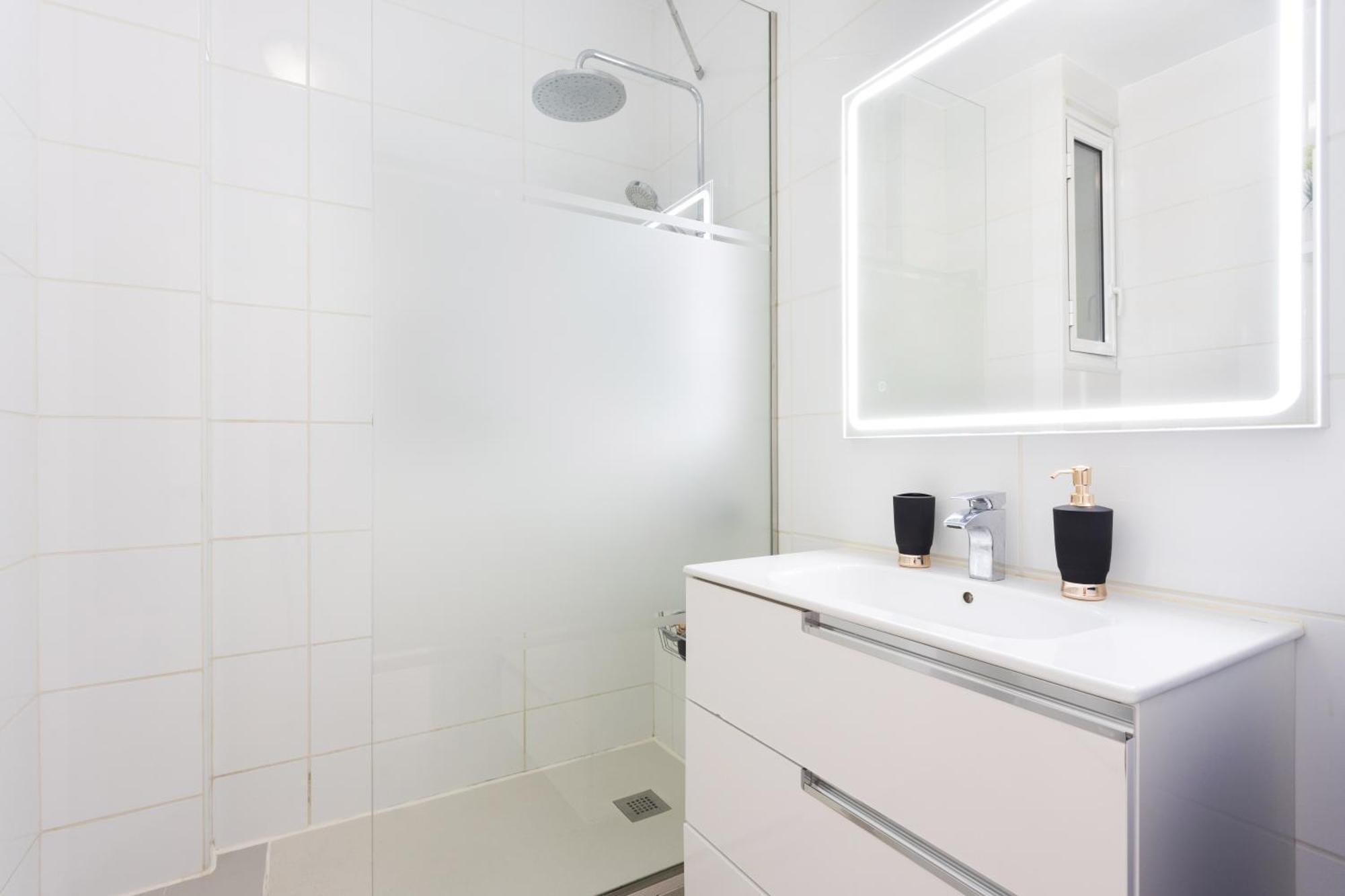 Classbnb - Seafront Apartment At Las Vistas Beach Arona  Eksteriør billede