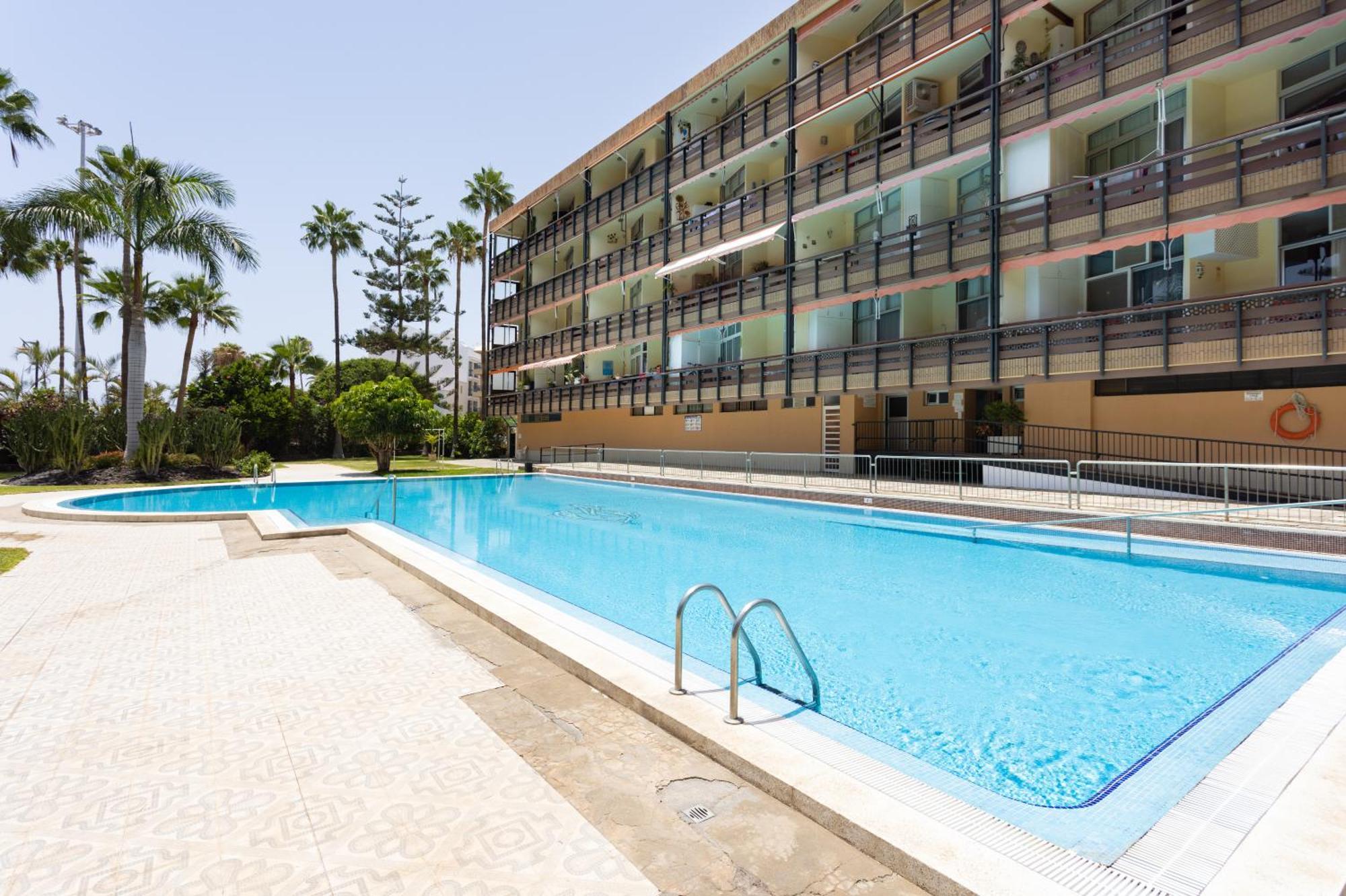 Classbnb - Seafront Apartment At Las Vistas Beach Arona  Eksteriør billede